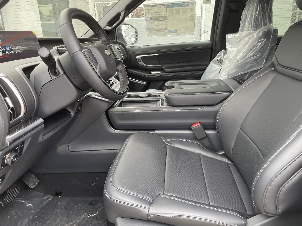 new 2025 Ford Expedition car, priced at $88,745