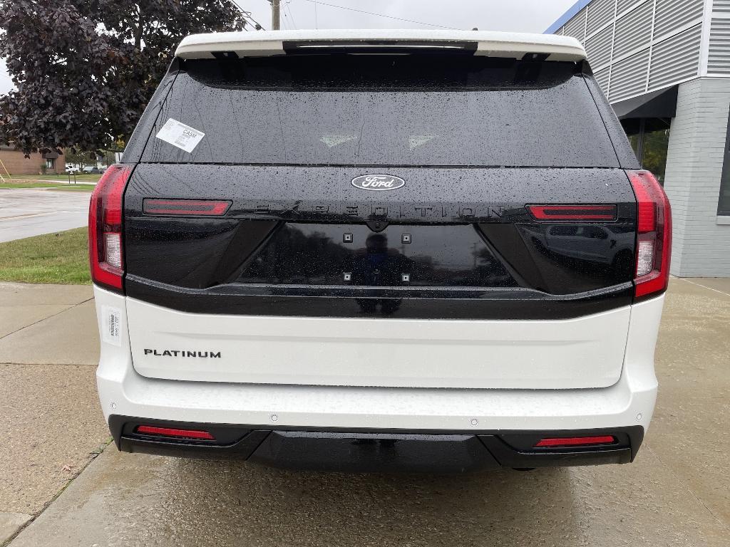 new 2025 Ford Expedition car, priced at $88,745