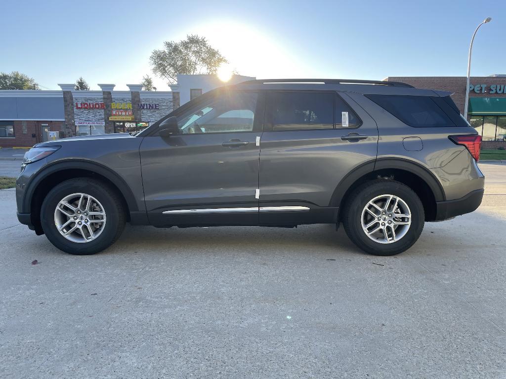 new 2025 Ford Explorer car, priced at $41,484