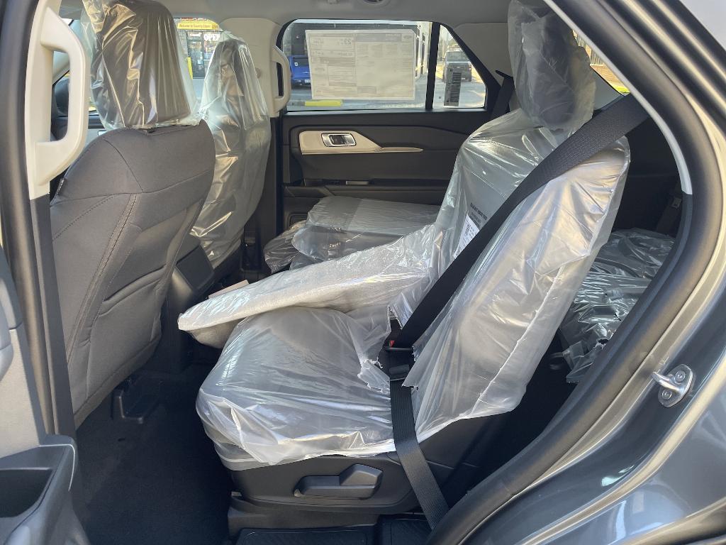new 2025 Ford Explorer car, priced at $41,484