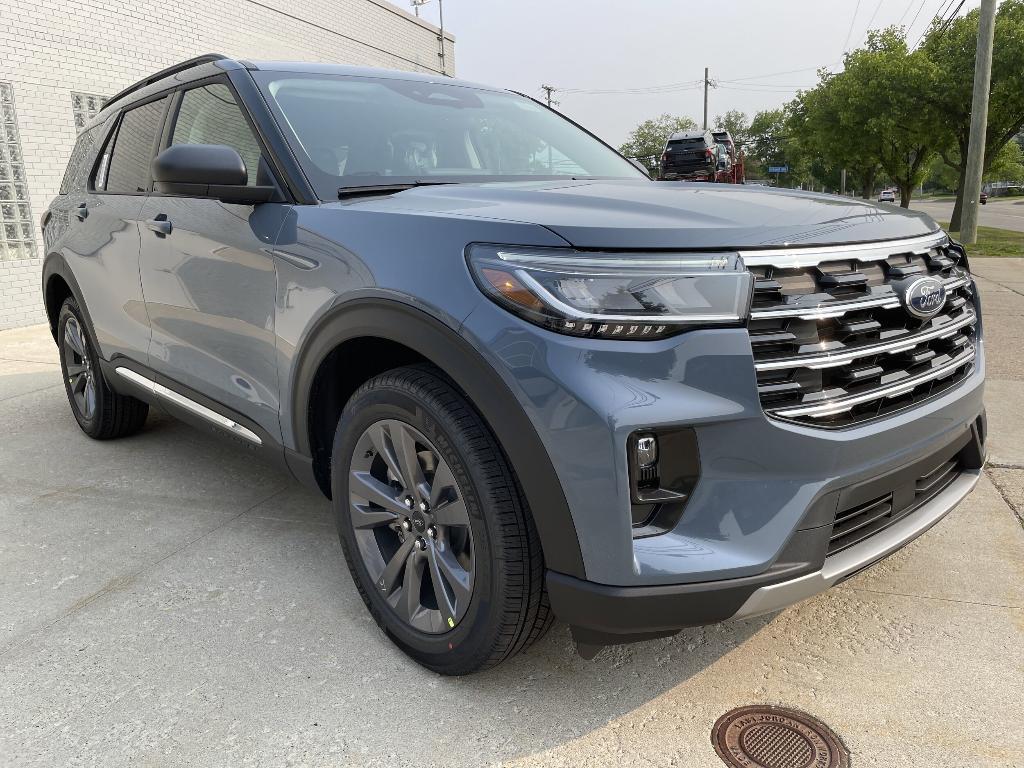 new 2025 Ford Explorer car, priced at $45,873