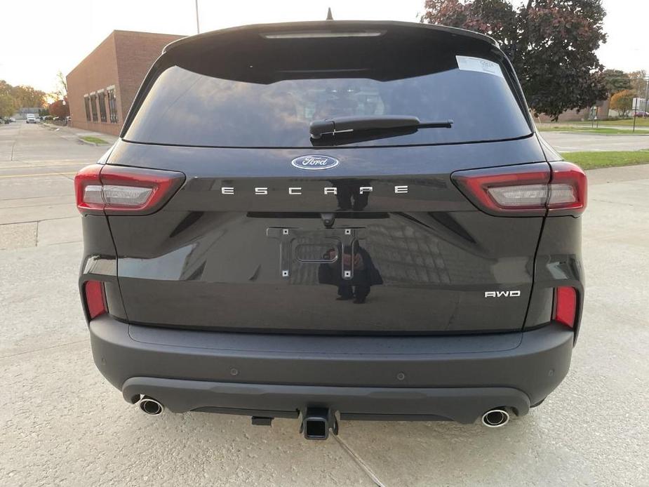 new 2025 Ford Escape car, priced at $33,947