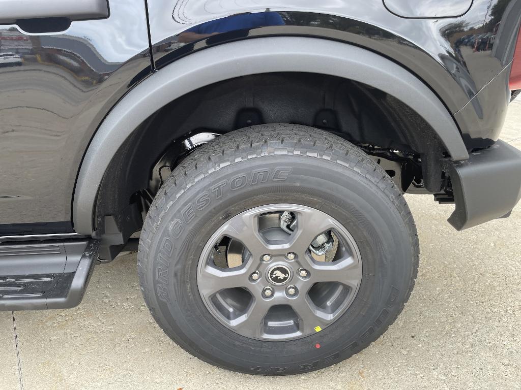 new 2025 Ford Bronco car, priced at $47,124