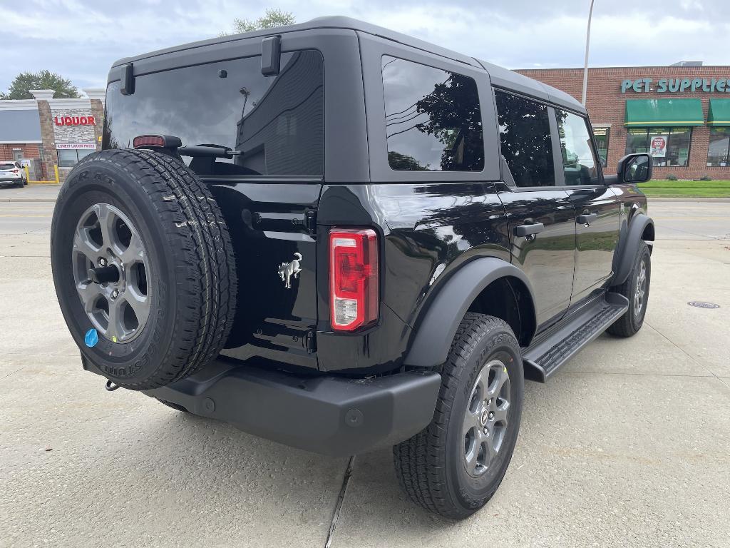 new 2025 Ford Bronco car, priced at $47,124