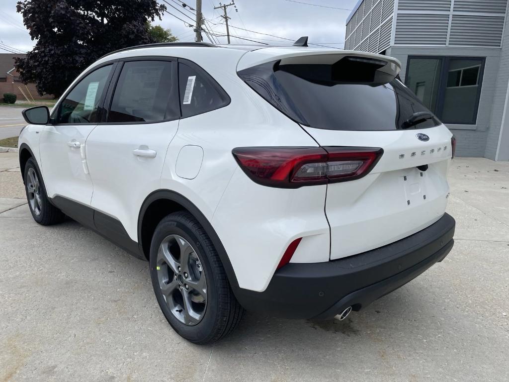 new 2025 Ford Escape car, priced at $35,030