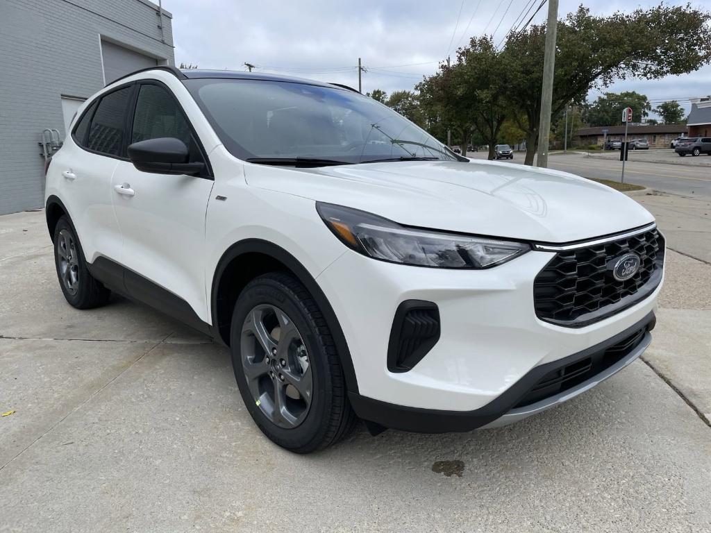 new 2025 Ford Escape car, priced at $35,030