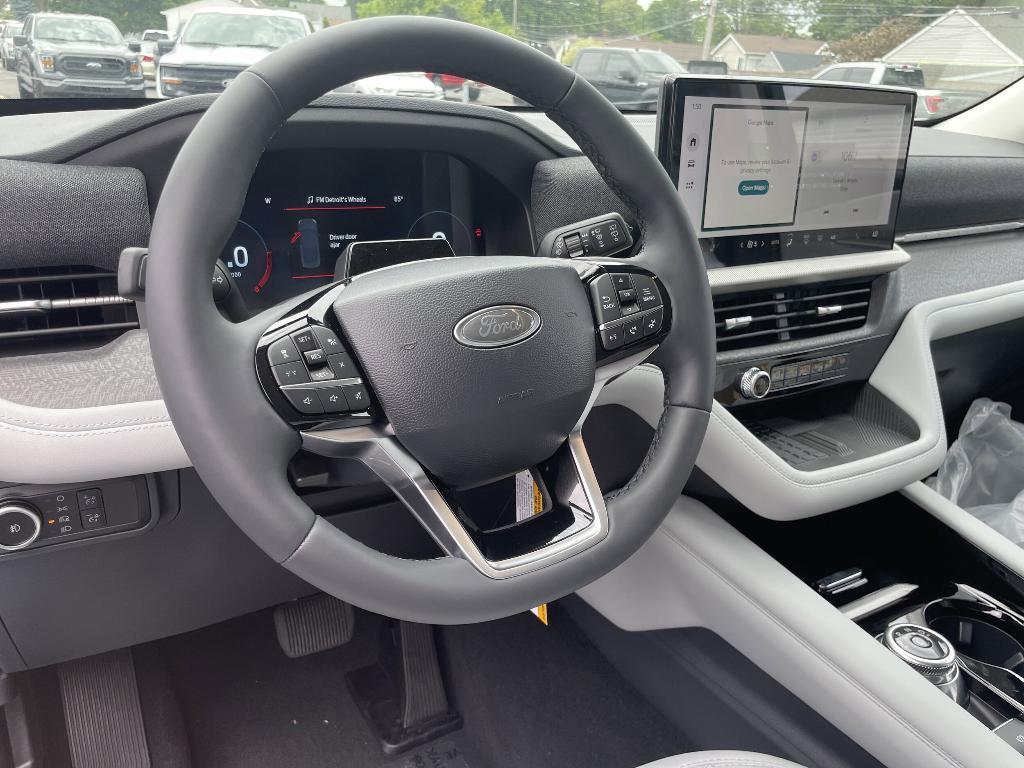new 2025 Ford Explorer car, priced at $55,951