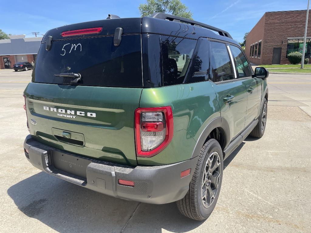 new 2025 Ford Bronco Sport car, priced at $39,089