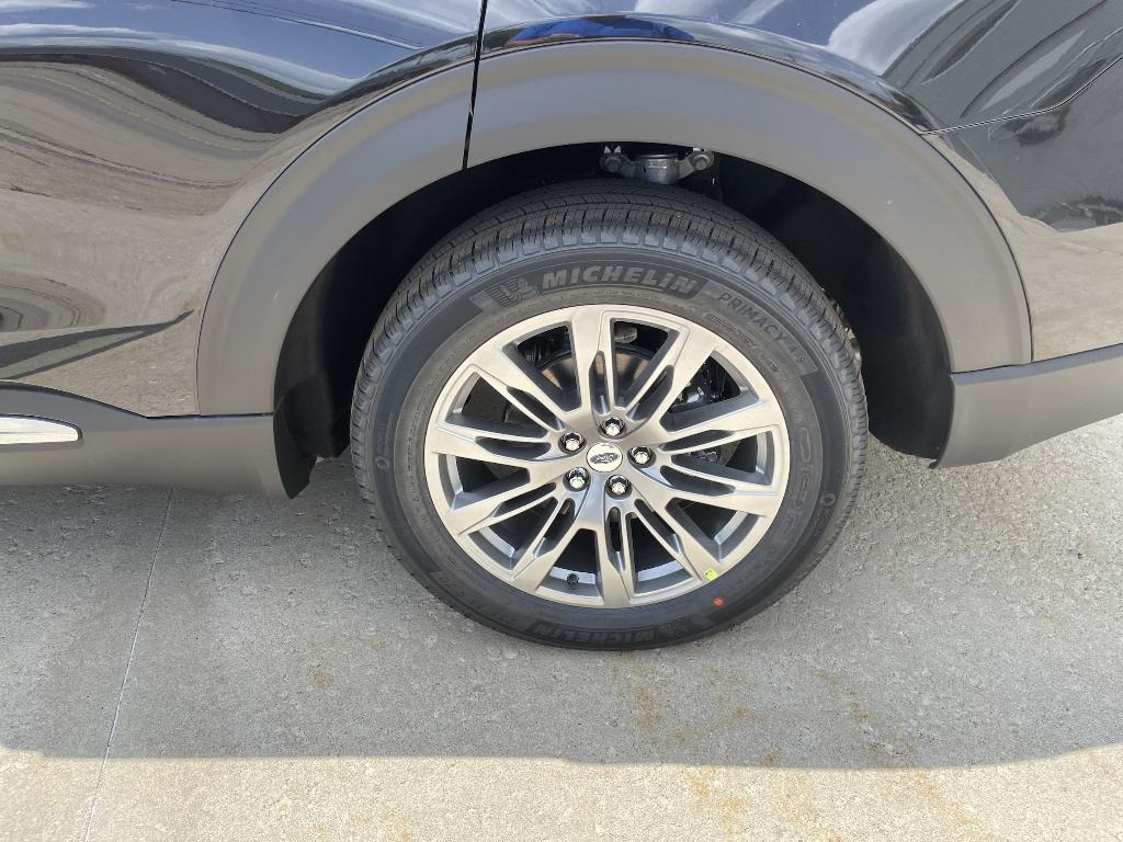 new 2025 Ford Explorer car, priced at $45,838