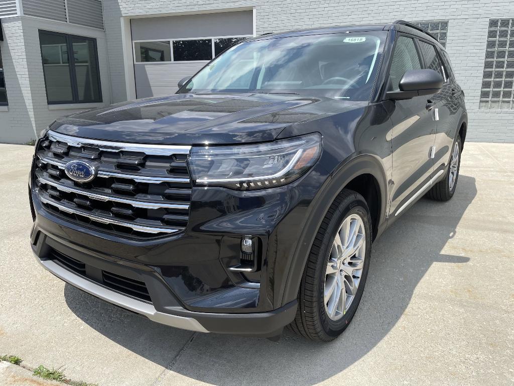 new 2025 Ford Explorer car, priced at $45,838