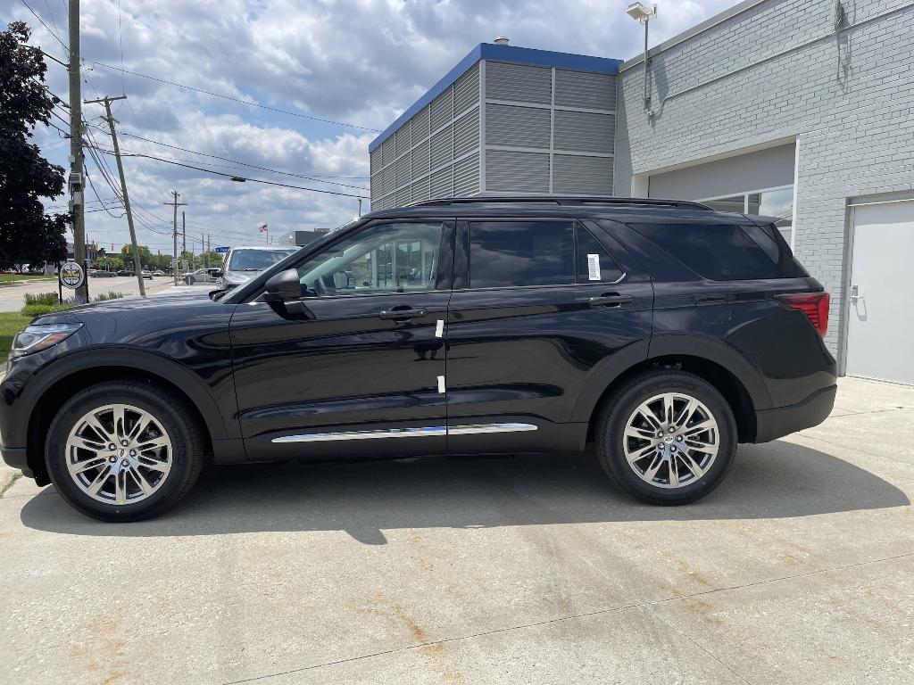 new 2025 Ford Explorer car, priced at $45,838