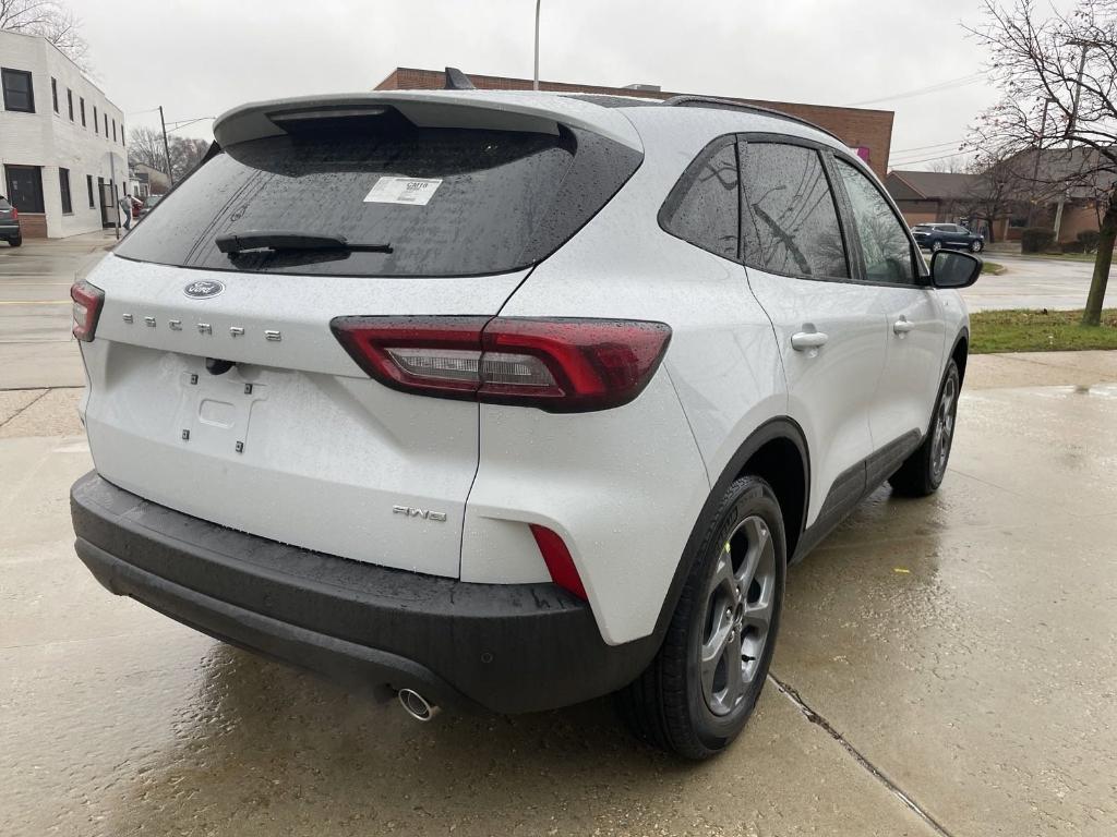 new 2025 Ford Escape car, priced at $32,939