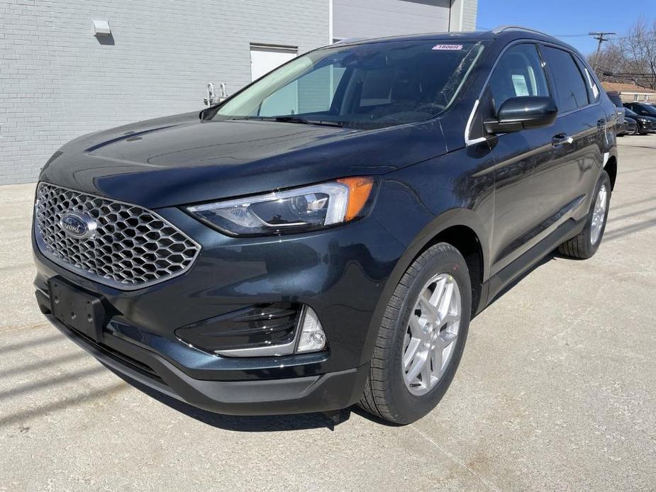 new 2024 Ford Edge car, priced at $40,683