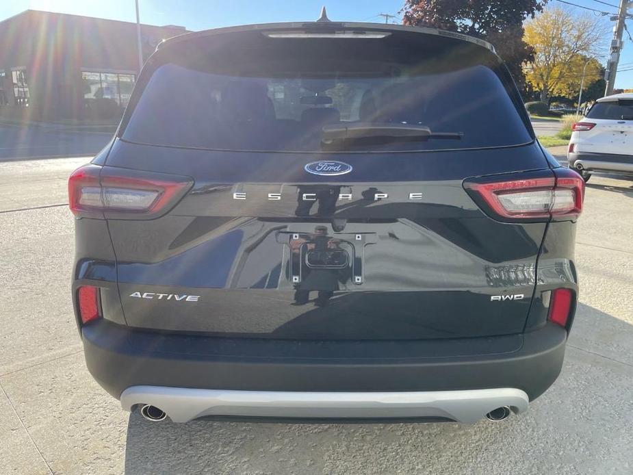 new 2025 Ford Escape car, priced at $31,098