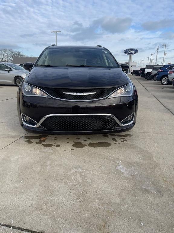 used 2018 Chrysler Pacifica car, priced at $17,995