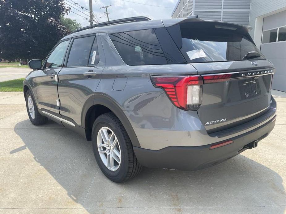 new 2025 Ford Explorer car, priced at $40,656