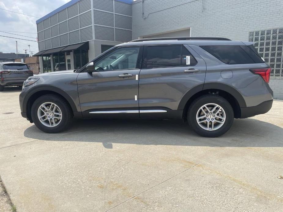 new 2025 Ford Explorer car, priced at $40,656