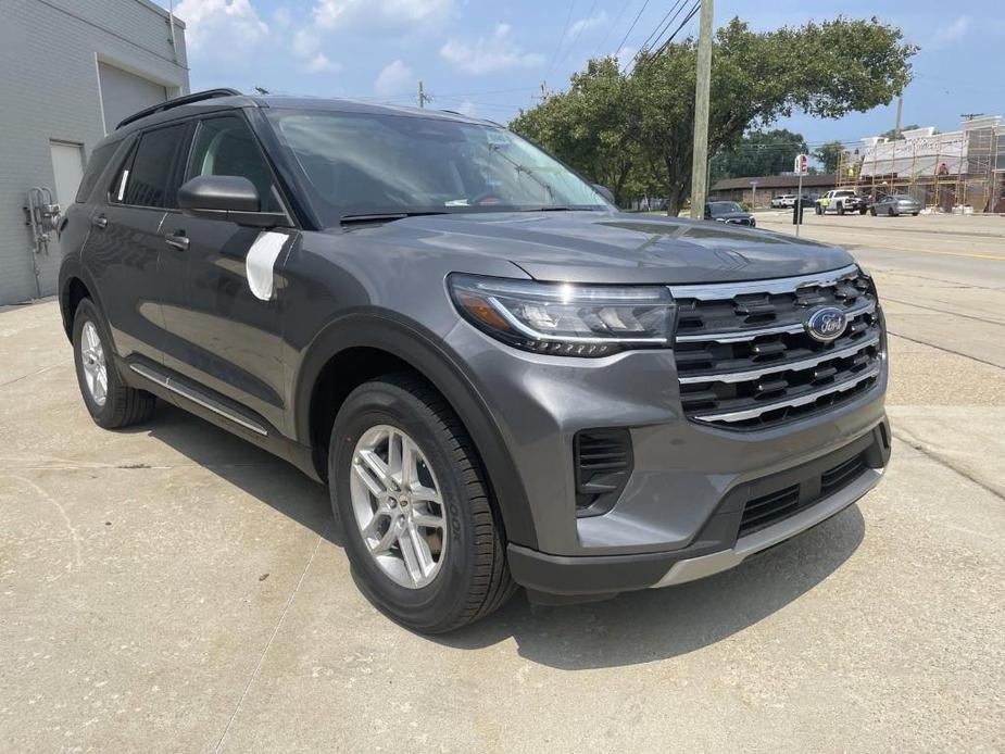 new 2025 Ford Explorer car, priced at $40,656