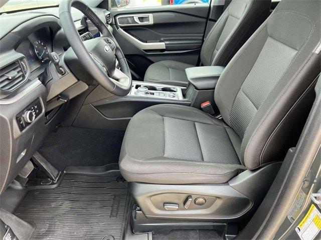 used 2023 Ford Explorer car, priced at $29,900