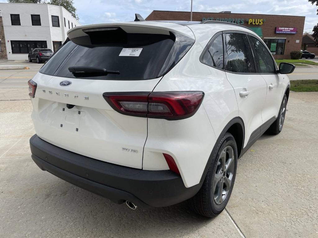 new 2025 Ford Escape car, priced at $35,030