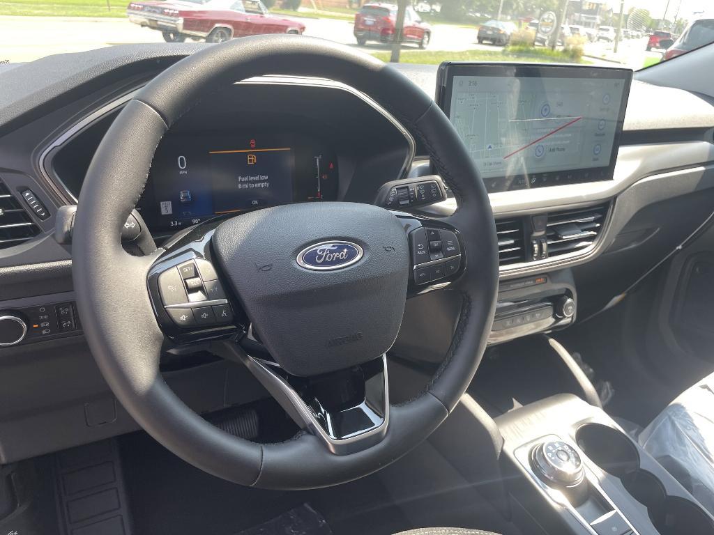 new 2025 Ford Escape car, priced at $33,246