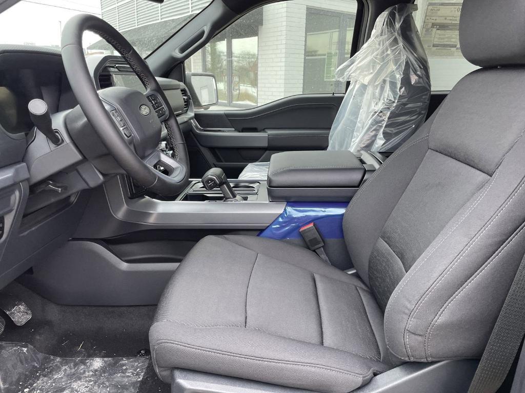 new 2025 Ford F-150 car, priced at $55,912