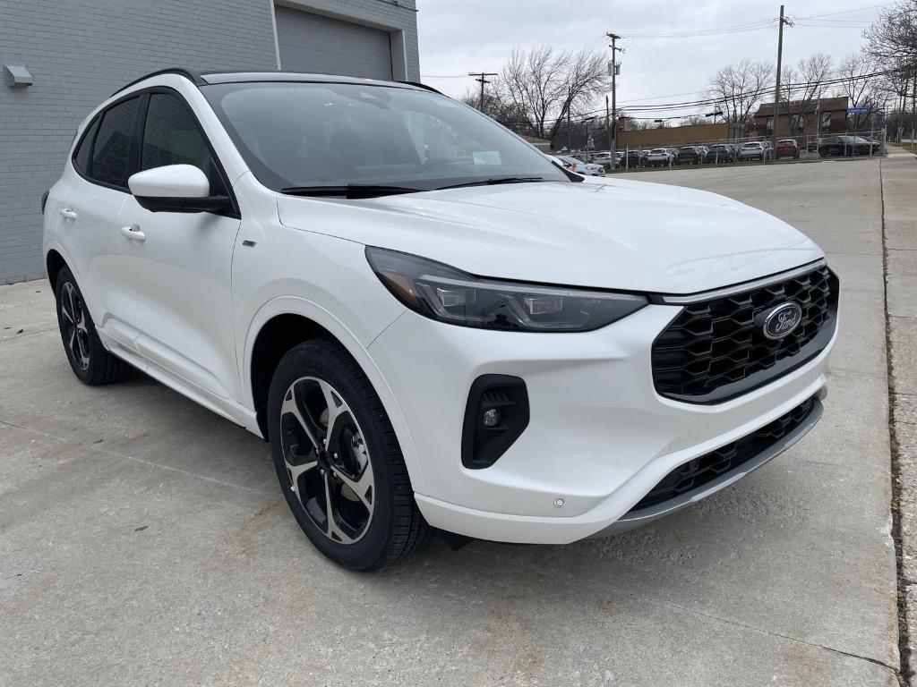 new 2025 Ford Escape car, priced at $40,693