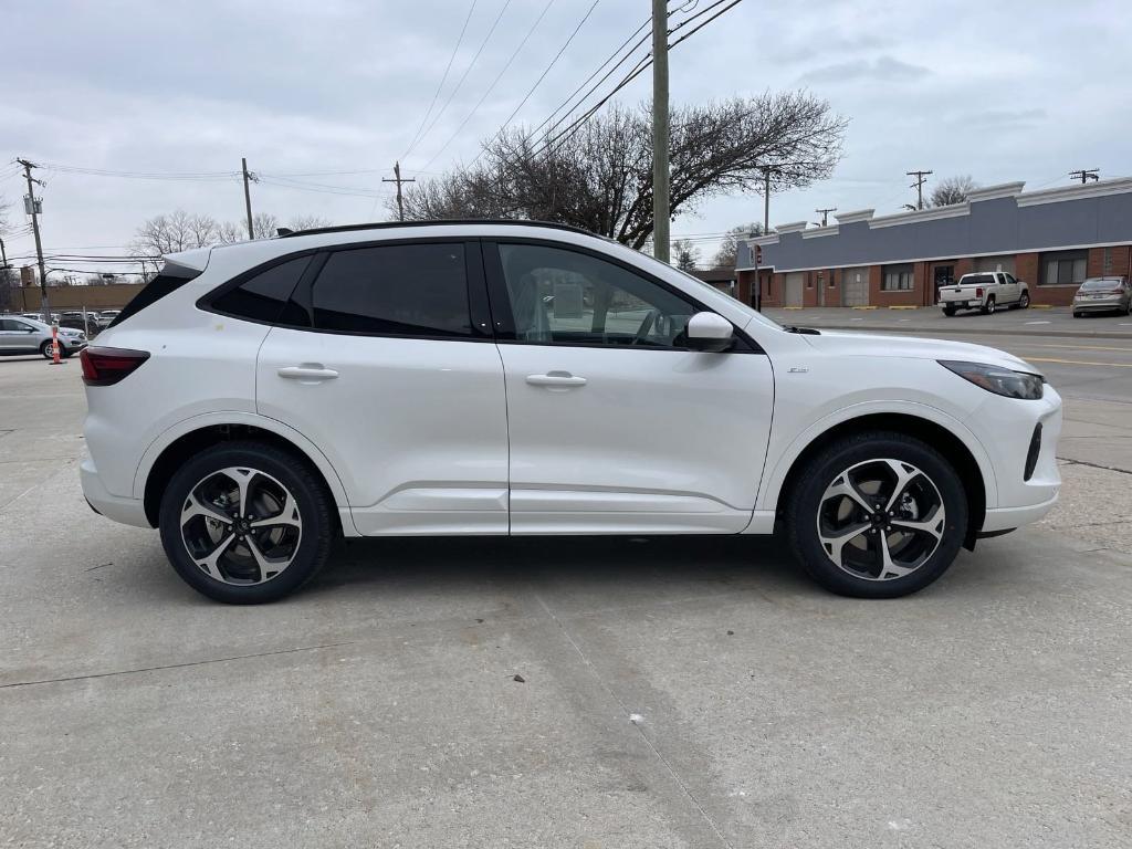 new 2025 Ford Escape car, priced at $40,693