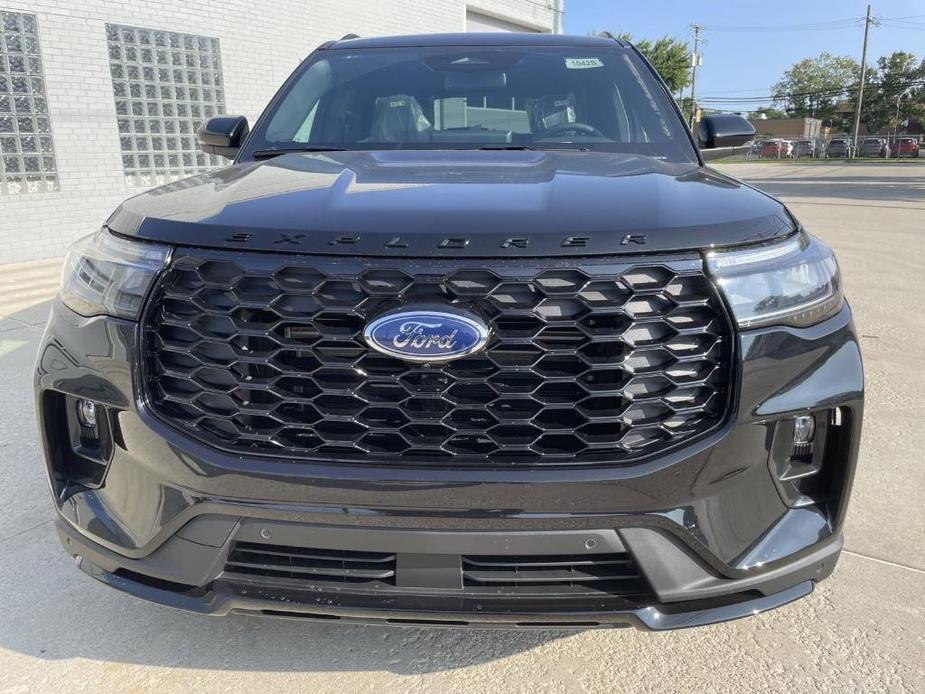 new 2025 Ford Explorer car, priced at $49,975