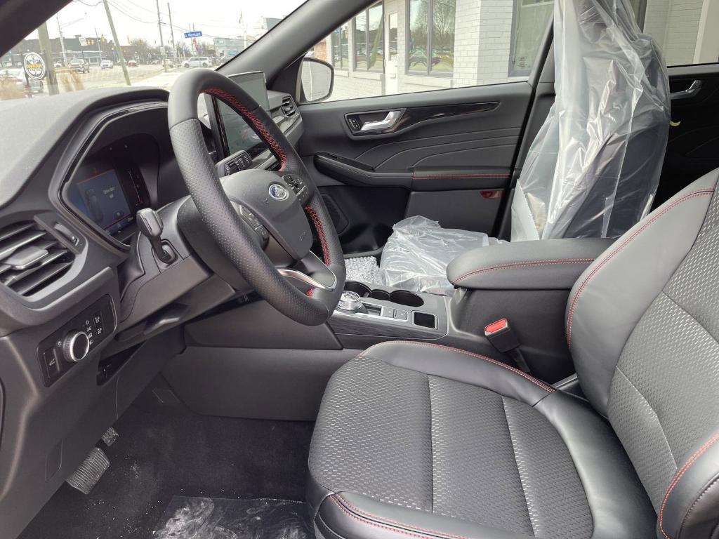 new 2025 Ford Escape car, priced at $34,596