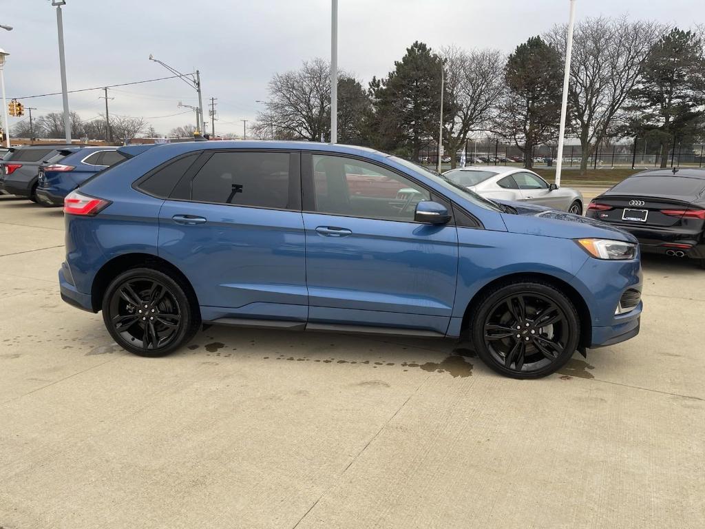 used 2021 Ford Edge car, priced at $32,995