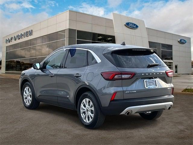 used 2023 Ford Escape car, priced at $25,800