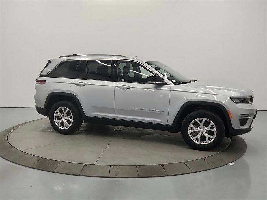 used 2022 Jeep Grand Cherokee car, priced at $32,518