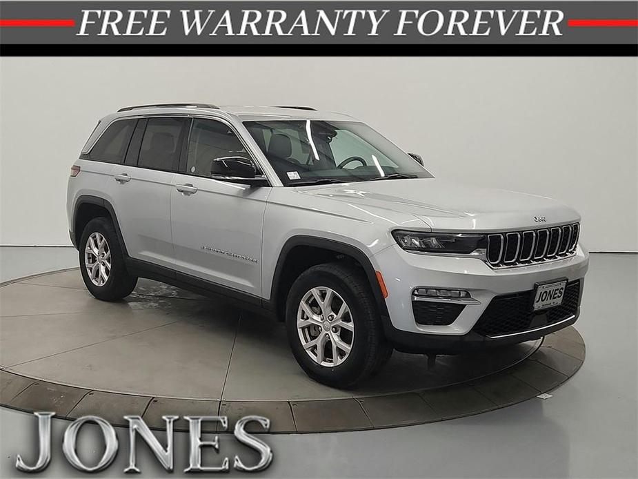 used 2022 Jeep Grand Cherokee car, priced at $31,309