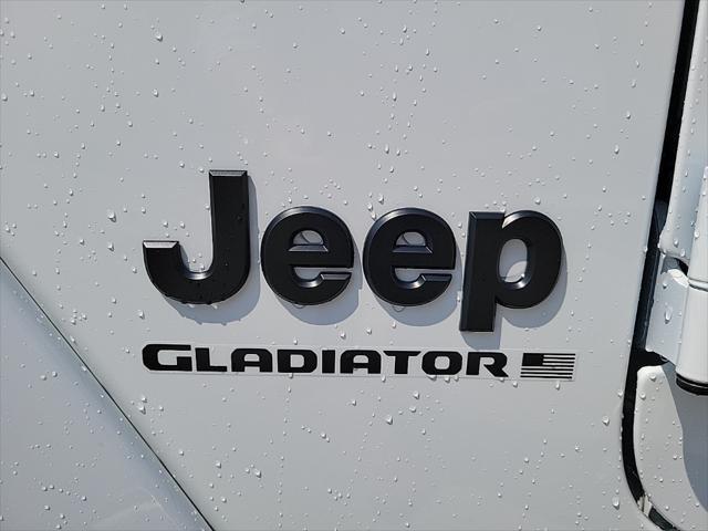 new 2025 Jeep Gladiator car, priced at $43,445