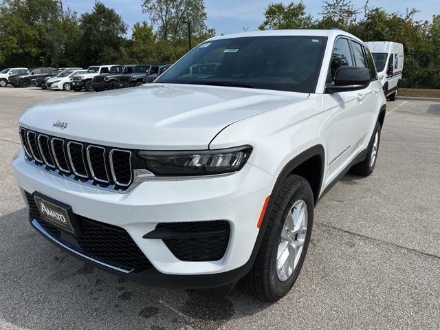 new 2024 Jeep Grand Cherokee car, priced at $33,995