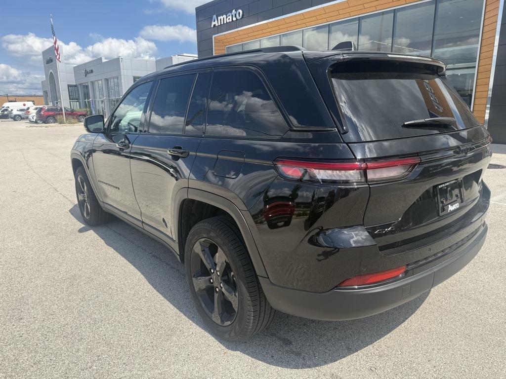 used 2025 Jeep Grand Cherokee car, priced at $41,420