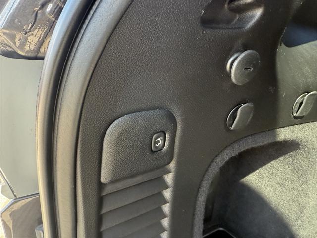 used 2015 Jeep Grand Cherokee car, priced at $17,495