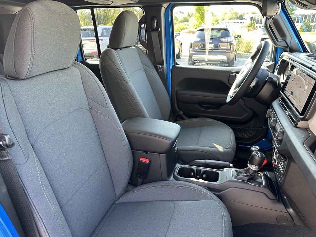 new 2026 Jeep Wrangler car, priced at $48,777