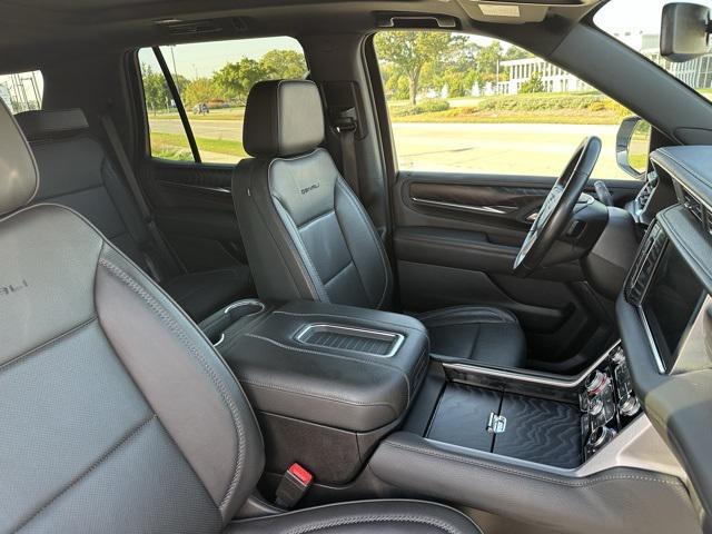 used 2022 GMC Yukon car, priced at $56,557