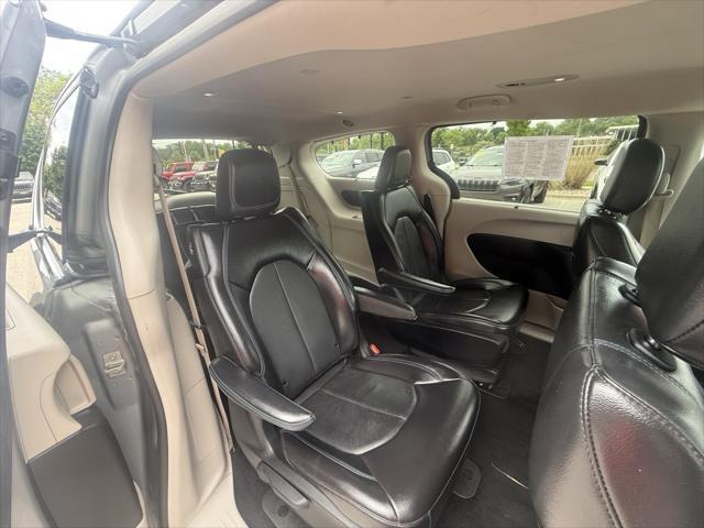 used 2021 Chrysler Pacifica Hybrid car, priced at $20,500