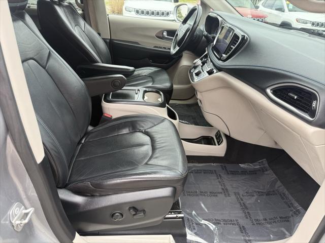 used 2021 Chrysler Pacifica Hybrid car, priced at $20,500