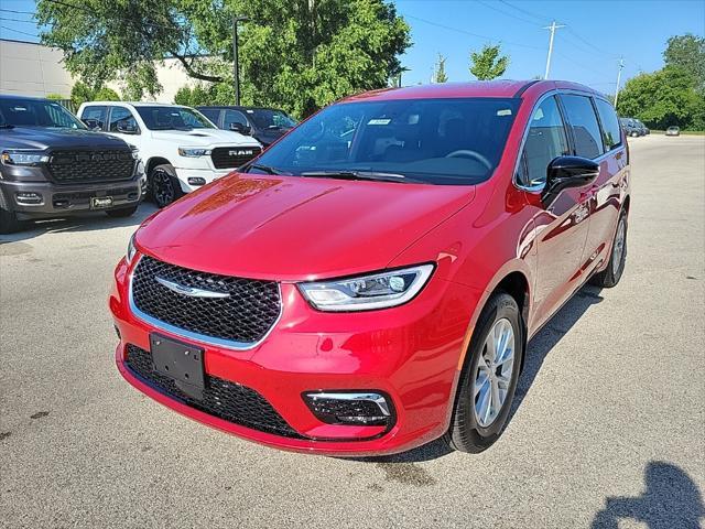 new 2025 Chrysler Pacifica car, priced at $45,281