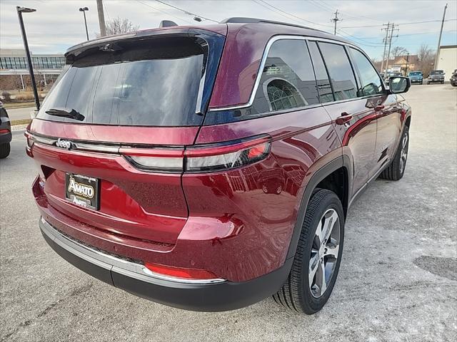 new 2024 Jeep Grand Cherokee car, priced at $50,392