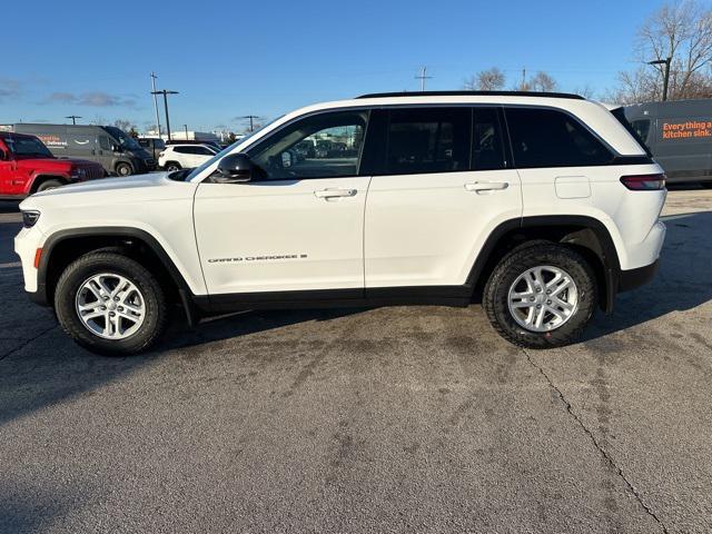 new 2025 Jeep Grand Cherokee car, priced at $34,398