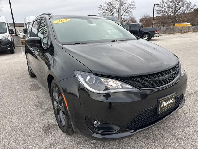 used 2019 Chrysler Pacifica car, priced at $21,667