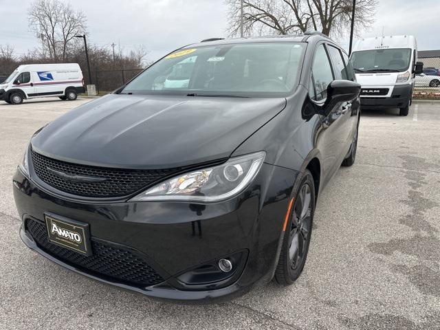 used 2019 Chrysler Pacifica car, priced at $21,667