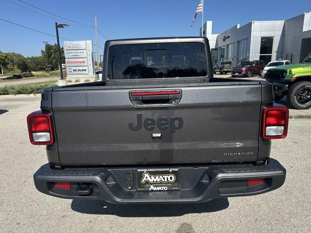 new 2025 Jeep Gladiator car, priced at $44,697