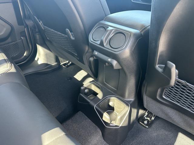 new 2025 Jeep Gladiator car, priced at $44,697