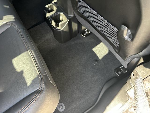 new 2025 Jeep Gladiator car, priced at $44,697